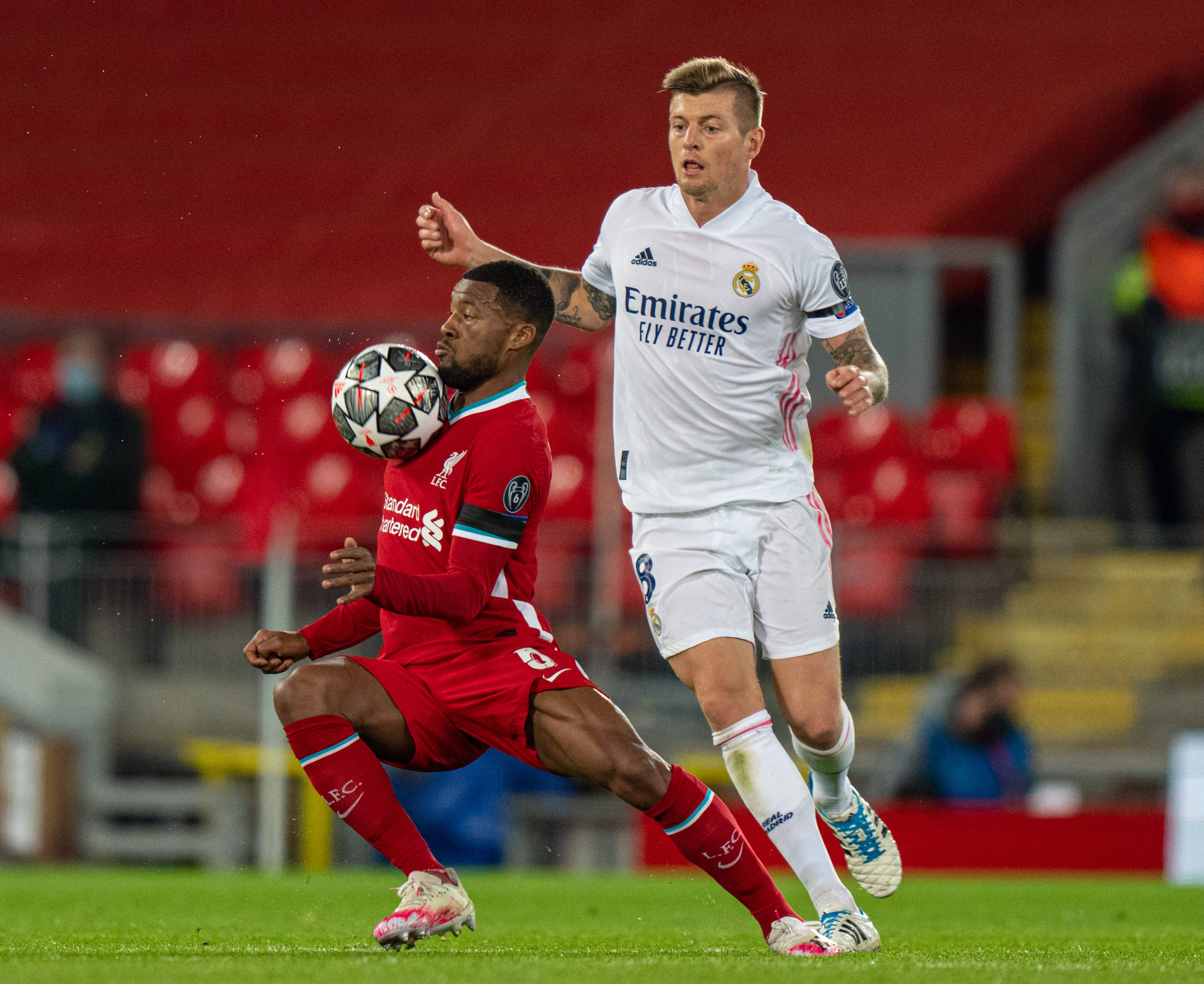 今天早上的美职联淘汰赛将是两位传奇球星的对决（今晨美职联淘汰赛上演两大传奇球星巅峰对决）