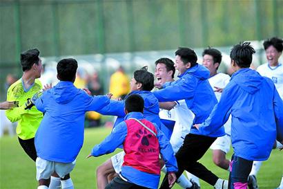 斯洛文尼亚足协官方：谢什科将因伤缺席本月国际比赛日的比赛（斯洛文尼亚足协官宣：谢什科因伤缺席本月国际比赛日赛事）