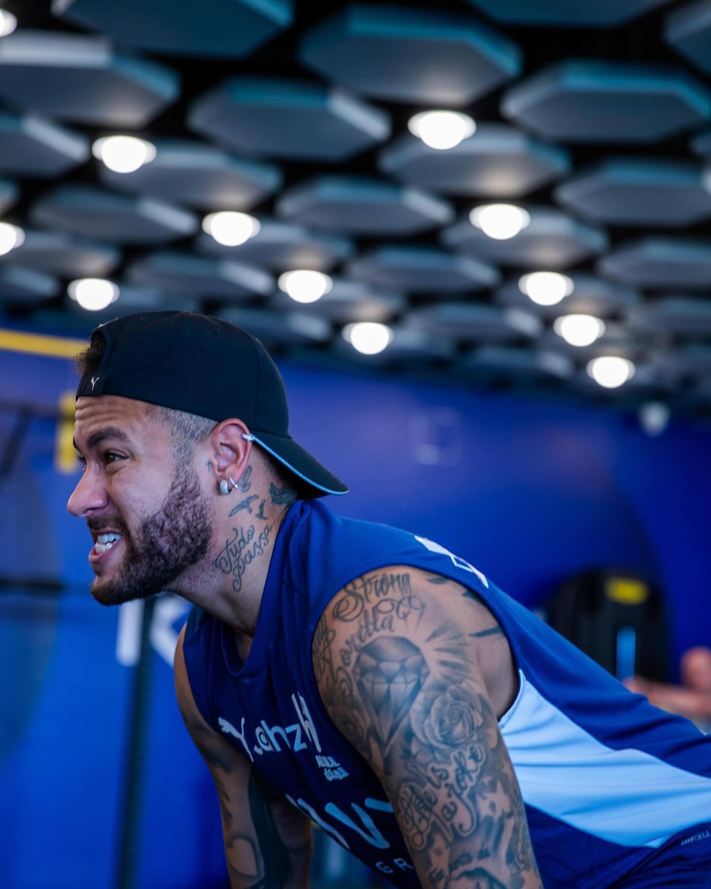 广东宏远102-69合肥！球员评分：4人满分，3人良好，1人不合格（广东宏远102比69大胜合肥：球员评分出炉，4人满分、3人良好、1人不及格）