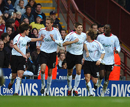 首开记录，埃斯特旺当选与塞内加尔一役巴西队内最佳球员（埃斯特旺先拔头筹，当选巴西战塞内加尔队内最佳球员）