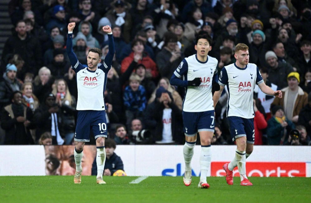 官方：多特门将迈尔续约至2027年（多特官方宣布：门将迈尔合同延长至2027年）