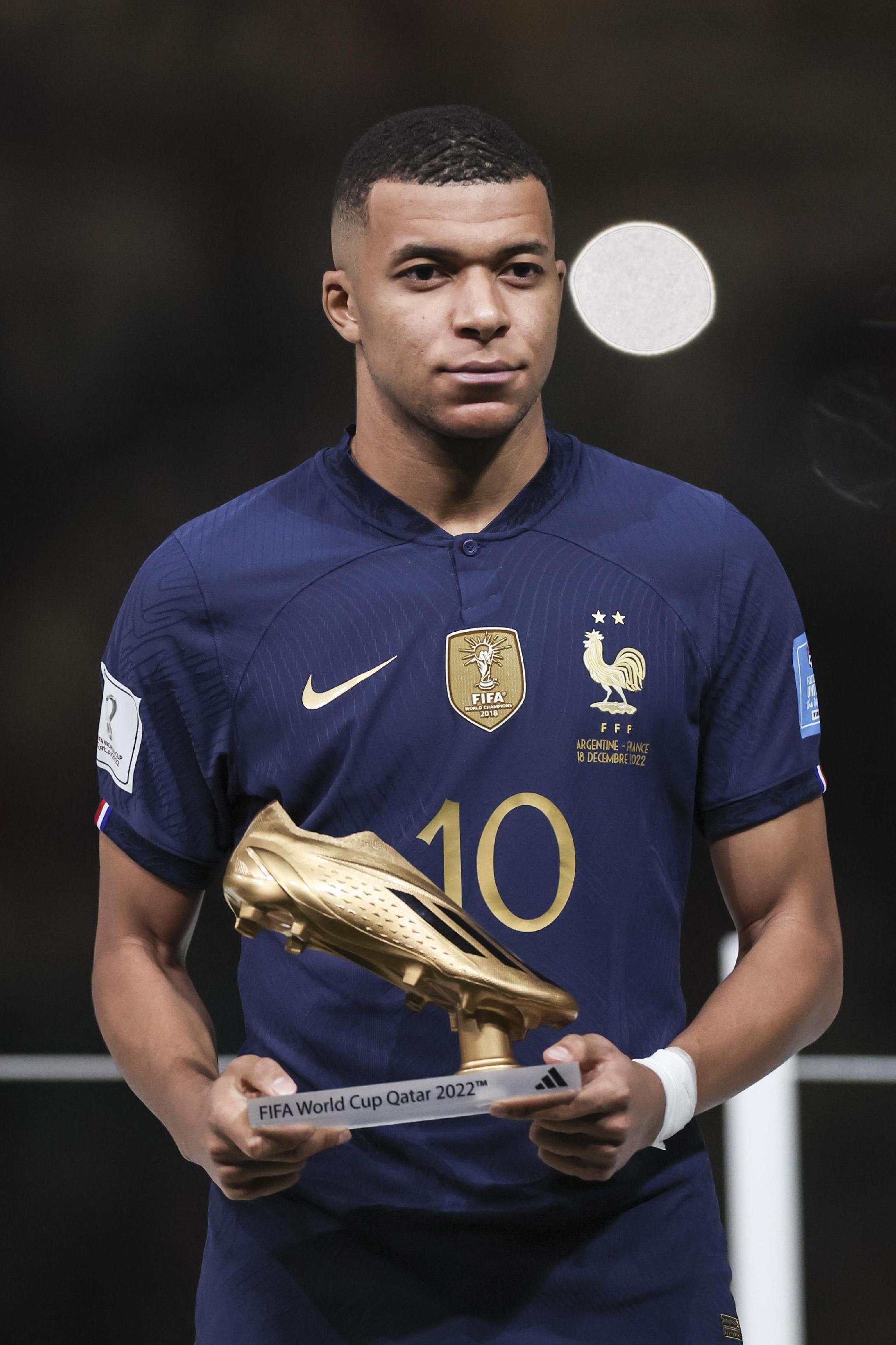 经纪人：03年切尔西曾有机会几百万欧签C罗，但他们拒绝了（经纪人称：2003年切尔西本可花数百万欧签下C罗却选择放弃）