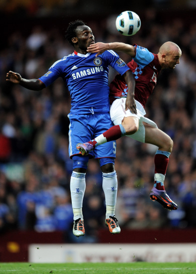 西海岸祝福邵佳一：俱乐部主教练荣升国足主帅，这是我们的荣幸（西海岸送祝贺：邵佳一由俱乐部主帅升任国足主帅，我们深感荣幸）